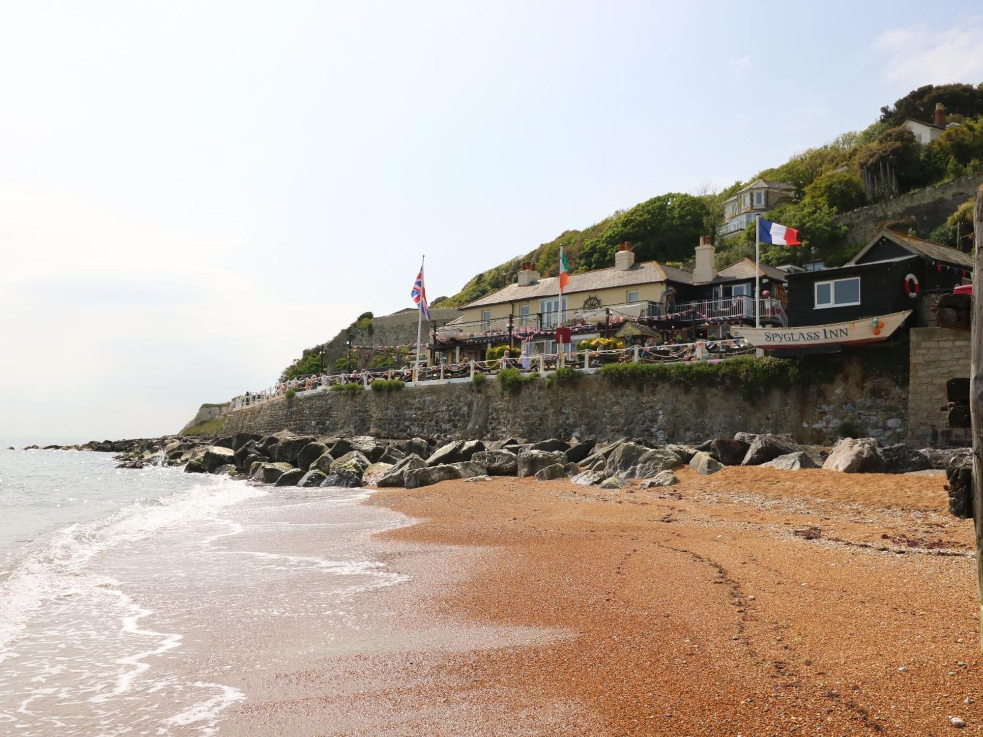 Rookley Lake Cottage เวนท์เนอร์ ภายนอก รูปภาพ