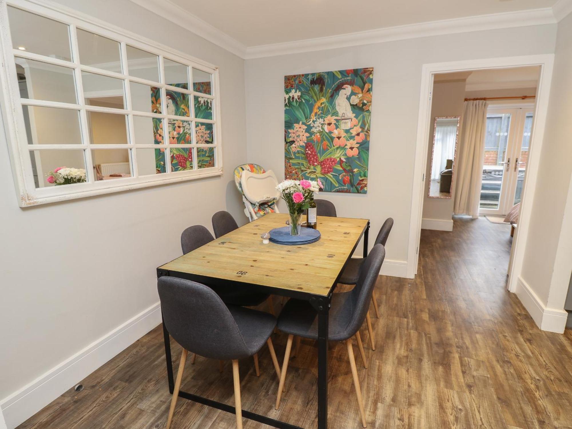 Rookley Lake Cottage เวนท์เนอร์ ภายนอก รูปภาพ