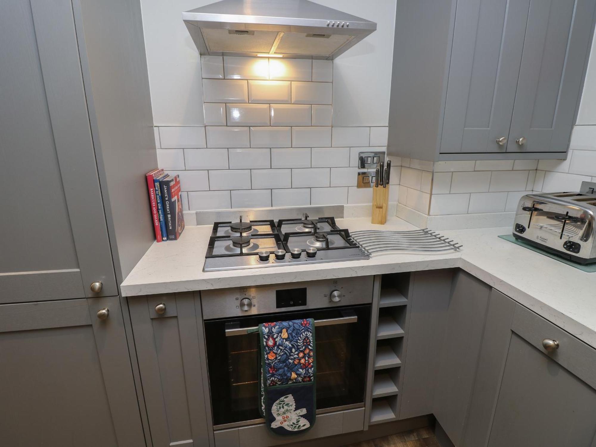Rookley Lake Cottage เวนท์เนอร์ ภายนอก รูปภาพ