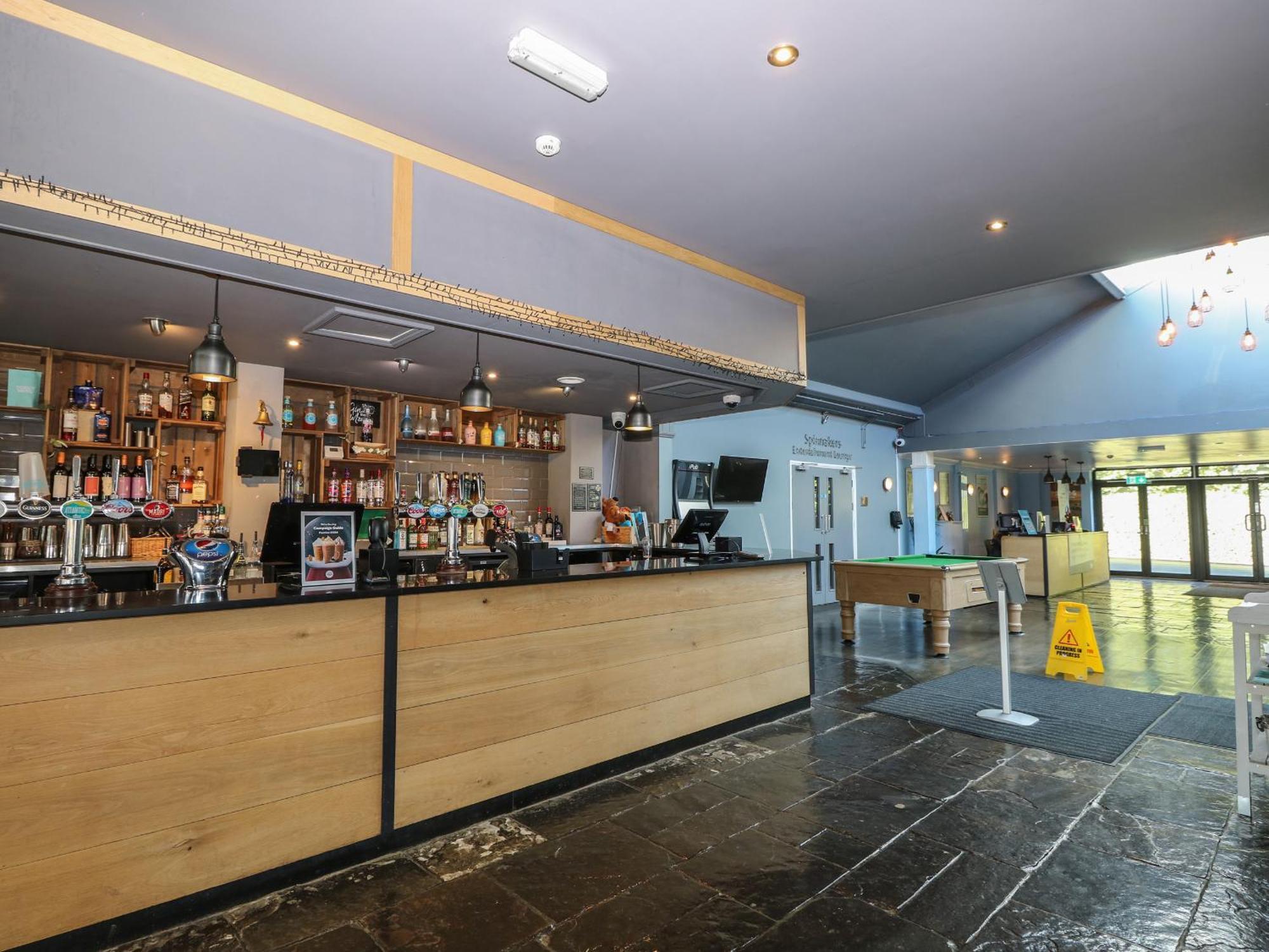 Rookley Lake Cottage เวนท์เนอร์ ภายนอก รูปภาพ